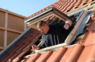 Pose de fenêtres de toit Velux à Ergnies